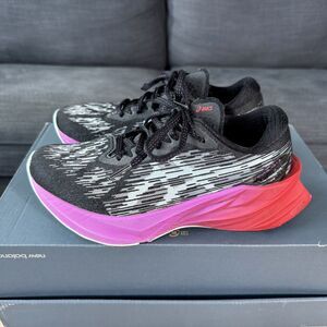 ASICS Novablast 3 Black Purple Red Running Shoes 1012B288 Women's Size 6.5